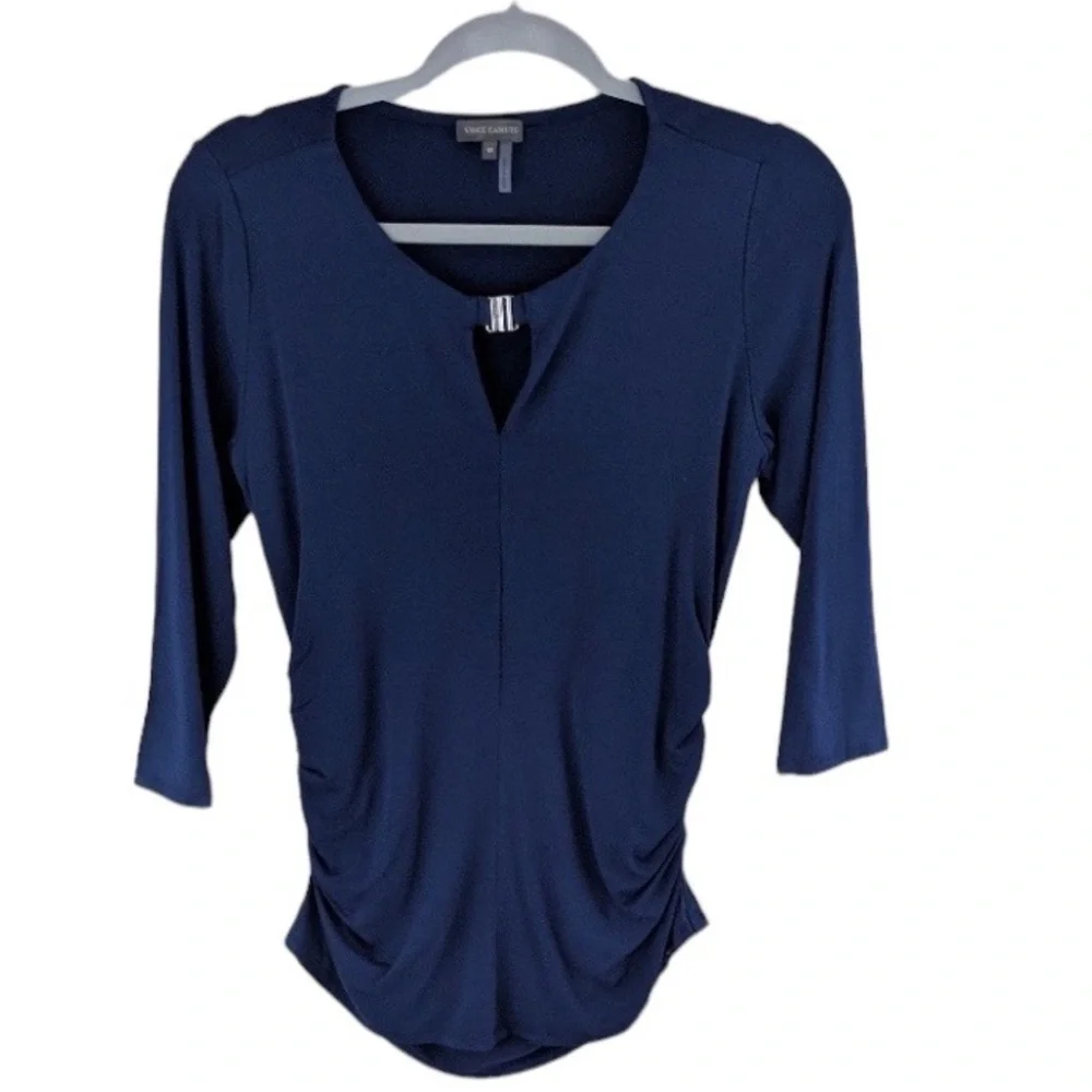 Vince Camuto Buckle Closure
Keyhole Top - Medium - Picture 7 of 9